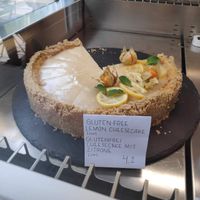 Lemon cheesecake at Sakura in Berlin