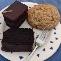 Leftover cakes received through "Too good to go" at Sakura in Berlin