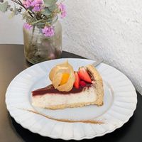 Vegan Strawberry Cheesecake at Sakura in Berlin