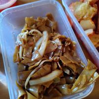 Flat noodles (Apr 2022) at Wawin Vegan Chinese in York