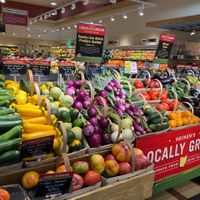 Produce  at Heinen's Grocery Store in Chagrin Falls