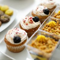 Candy-bar vegan products at Prăjitură din Natură in Bucharest