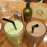 Avocado- and cacaosmoothie at Avocado in Athens