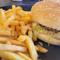 Vegan Burger with fries at Freysnesi in Skaftafell