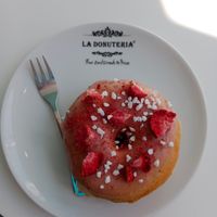 Vegan strawberry donut at La Donuteria - Spalena in Prague