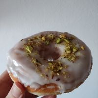 Vanilla icing glossy at La Donuteria - Spalena in Prague