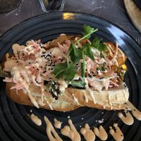 warm broodje pittige kip vegan  at Luna in Sittard