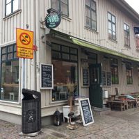 Store front at En Deli Haga in Gothenburg