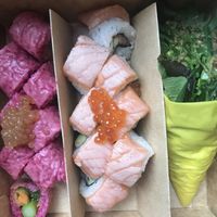 Yummy but the put fish eggs on top of a vegan choice I think 🤔  #Veganuary at Temakinho in Rome