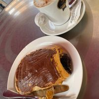 Pasteleria lliso en valencia, es genial !!!  at La Pastelería Llisó in Valencia