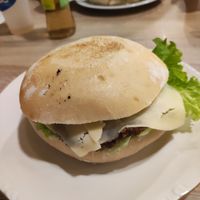 Hamburguesa boletus at Saspi in O Porrino