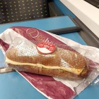 Tofu-carrots sandwich at Zenhäusern in Martigny