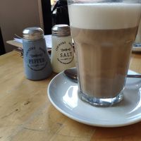 Latte maquiatto at 15 süße Minuten Café - Bistro in Vienna