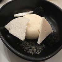 Black sesame and yuzu dessert at brEAThe Restaurant | Sushi végétal à Paris in Paris