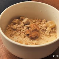 Caramel, peanuts, ginger...yum at brEAThe Restaurant | Sushi végétal à Paris in Paris