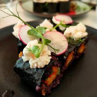  at brEAThe Restaurant | Sushi végétal à Paris in Paris