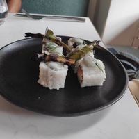 Uramaki - asperge brûlée at brEAThe Restaurant | Sushi végétal à Paris in Paris