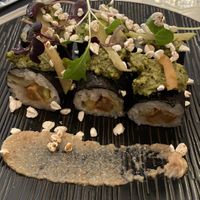 Basilic thai  at brEAThe Restaurant | Sushi végétal à Paris in Paris