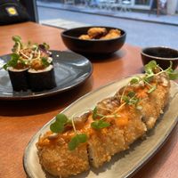 Maki oriental crispy   at brEAThe Restaurant | Sushi végétal à Paris in Paris