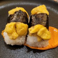 Sushi Tamago Spicy at brEAThe Restaurant | Sushi végétal à Paris in Paris