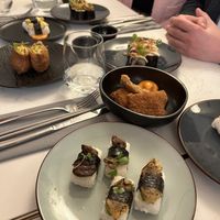   at brEAThe Restaurant | Sushi végétal à Paris in Paris