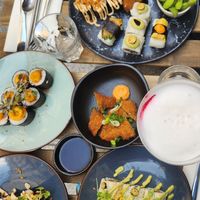 Tasting menu plus more! at brEAThe Restaurant | Sushi végétal à Paris in Paris