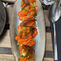 Oriental crispy roll  at brEAThe Restaurant | Sushi végétal à Paris in Paris