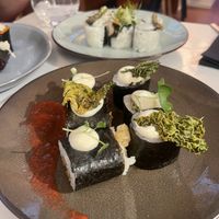   at brEAThe Restaurant | Sushi végétal à Paris in Paris
