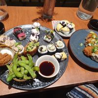  at brEAThe Restaurant | Sushi végétal à Paris in Paris