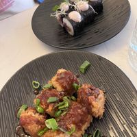   at brEAThe Restaurant | Sushi végétal à Paris in Paris