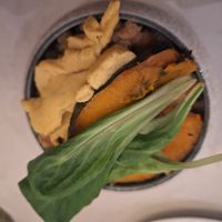  at brEAThe Restaurant | Sushi végétal à Paris in Paris