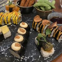   at brEAThe Restaurant | Sushi végétal à Paris in Paris