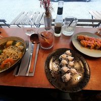  at brEAThe Restaurant | Sushi végétal à Paris in Paris