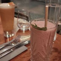 Mocktails at brEAThe Restaurant | Sushi végétal à Paris in Paris