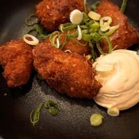 Seitan Crispy  at brEAThe Restaurant | Sushi végétal à Paris in Paris