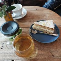 Lemon sponge cake and verbena tea #Veganuary at Jonas Reindl Coffee Roasters - Cafe in Vienna