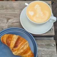 Absolute Empfehlung at Jonas Reindl Coffee Roaster - Cafe & Roastery in Vienna
