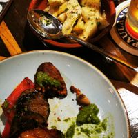 🤷🏽‍♂️😅 at Bodega Bühlot in Buehl