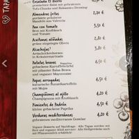 Leckeres veganes tapas at Bodega Bühlot in Buehl