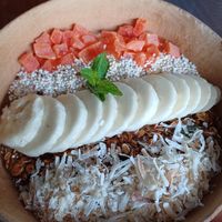 Smoothie bowl wity dried papaya at Aguacate Veggie Bar in San Cristobal De Las Casas