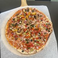 Pizza vegana  at Galp in Medina Del Campo