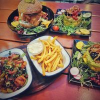  at Hank & Frank in Vienna