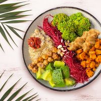 The medi-vegan tofu bowl at Niu in Beirut