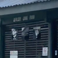 “Healthy junk food"  at Casa Xoxoctic in San Salvador