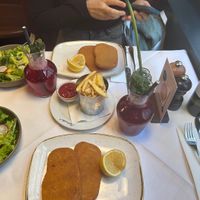 Lunch with vegan schnitzel and hibiscus/mint lemonadee  at Figlmüller in Vienna