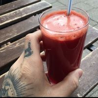 beetroot-orange-carot drink at Der Kleine Vegetarier Zwei in Braunschweig