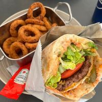  at Hungry Guy in Vienna