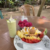 Breakfast  at Thaththa's Tea in Arugam Bay
