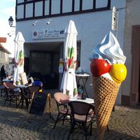 Sonnig und gemütlich at Eiscafe Fran Rosa in Gernsbach