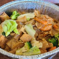 Pad See Ew at Palm Thai Cuisine in Lake Elsinore